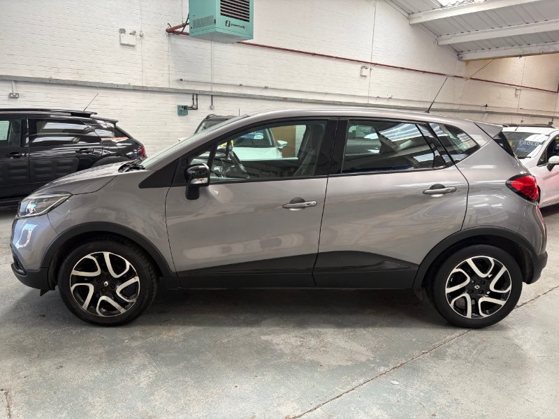 Renault Captur 0.9 TCe ENERGY Dynamique Nav SUV 5dr Petrol Manual Euro 6 s/s 90 ps for sale in Rustington