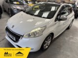 2015 Peugeot 208 Hatchback 1.2 VTi PureTech Style Hatchback 3dr Petrol Manual Euro 6 82 ps
