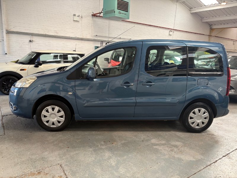 Blue 2012 Peugeot Partner Tepee 1.6 HDi Tepee S MPV 5dr Diesel Manual 139 g/km 75 bhp in Rustington