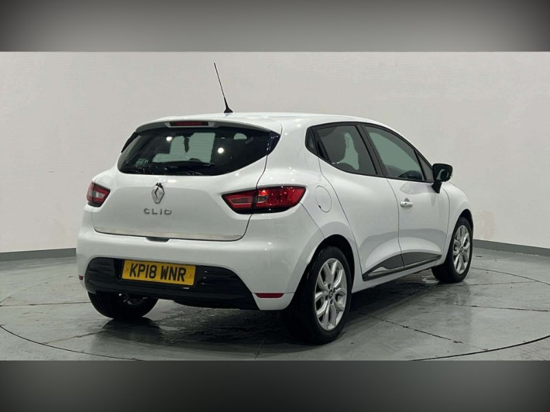 Renault Clio 1.2 16V Dynamique Nav Hatchback 5dr Petrol Manual Euro 6 75 ps for sale in Rustington
