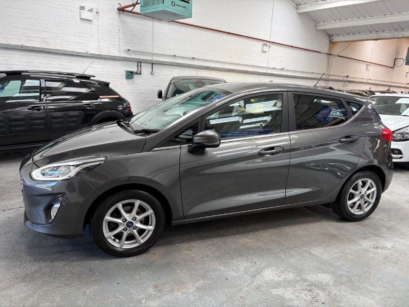 2017 Ford Fiesta 1.0T EcoBoost Zetec Hatchback 5dr Petrol Manual Euro 6 s/s 100 ps