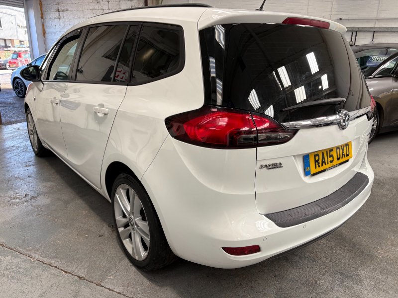 Vauxhall Zafira Tourer 2.0 CDTi Exclusiv MPV 5dr Diesel Manual Euro 5 130 ps for sale in Rustington