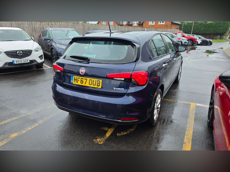 Fiat Tipo 1.6 MultiJetII Easy Plus Hatchback 5dr Diesel Manual Euro 6 s/s 120 ps for sale in Rustington
