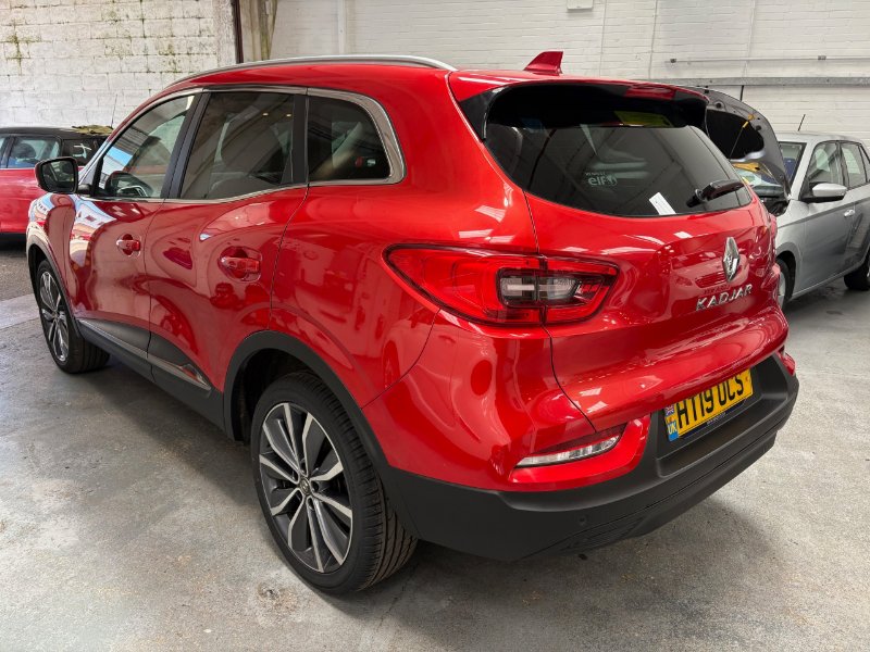 2019 Renault Kadjar 1.3 TCe Iconic SUV 5dr Petrol Manual Euro 6 s/s 140 ps