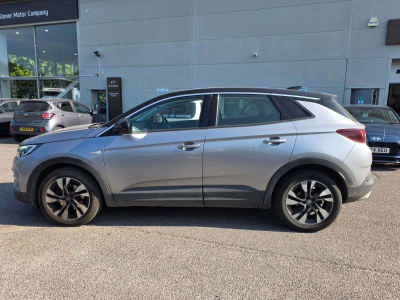 Grey 2019 Vauxhall Grandland X 1.2 Turbo GPF Sport Nav SUV 5dr Petrol Manual Euro 6 s/s 130 ps in Rustington