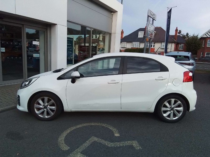 2016 Kia Rio Hatchback 1.25 2 Hatchback 5dr Petrol Manual Euro 6 84 bhp