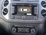 Black 2015 Volkswagen Tiguan 2.0 TDI BlueMotion Tech Match SUV 5dr Diesel Manual 4WD Euro 5 s/s 140 ps in Rustington