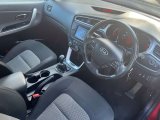 Red Kia Ceed 1.6 GDi 2 Hatchback 5dr Petrol Manual Euro 6 s/s 133 bhp
