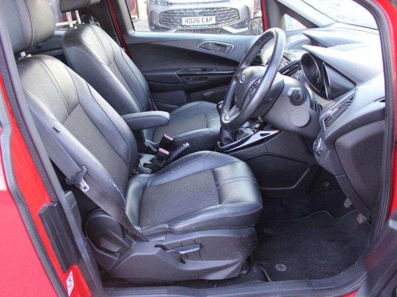 Red 2013 Ford B-MAX 1.6 TDCi Titanium MPV 5dr Diesel Manual Euro 5 95 ps in Rustington